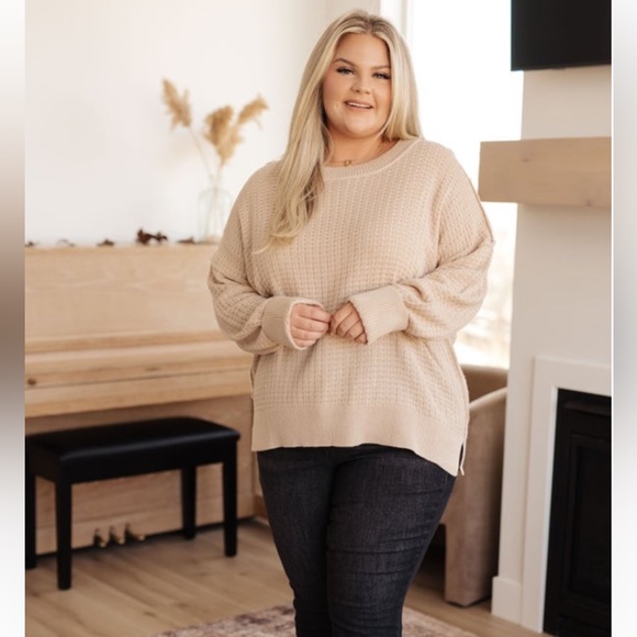 Textured Sweater - Picture 2 of 5